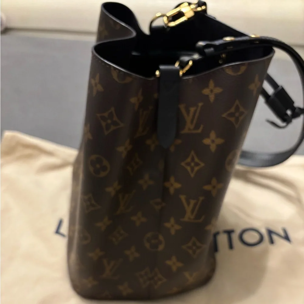 Louis Vuitton NéoNoé MM bag - Picture 3 of 13